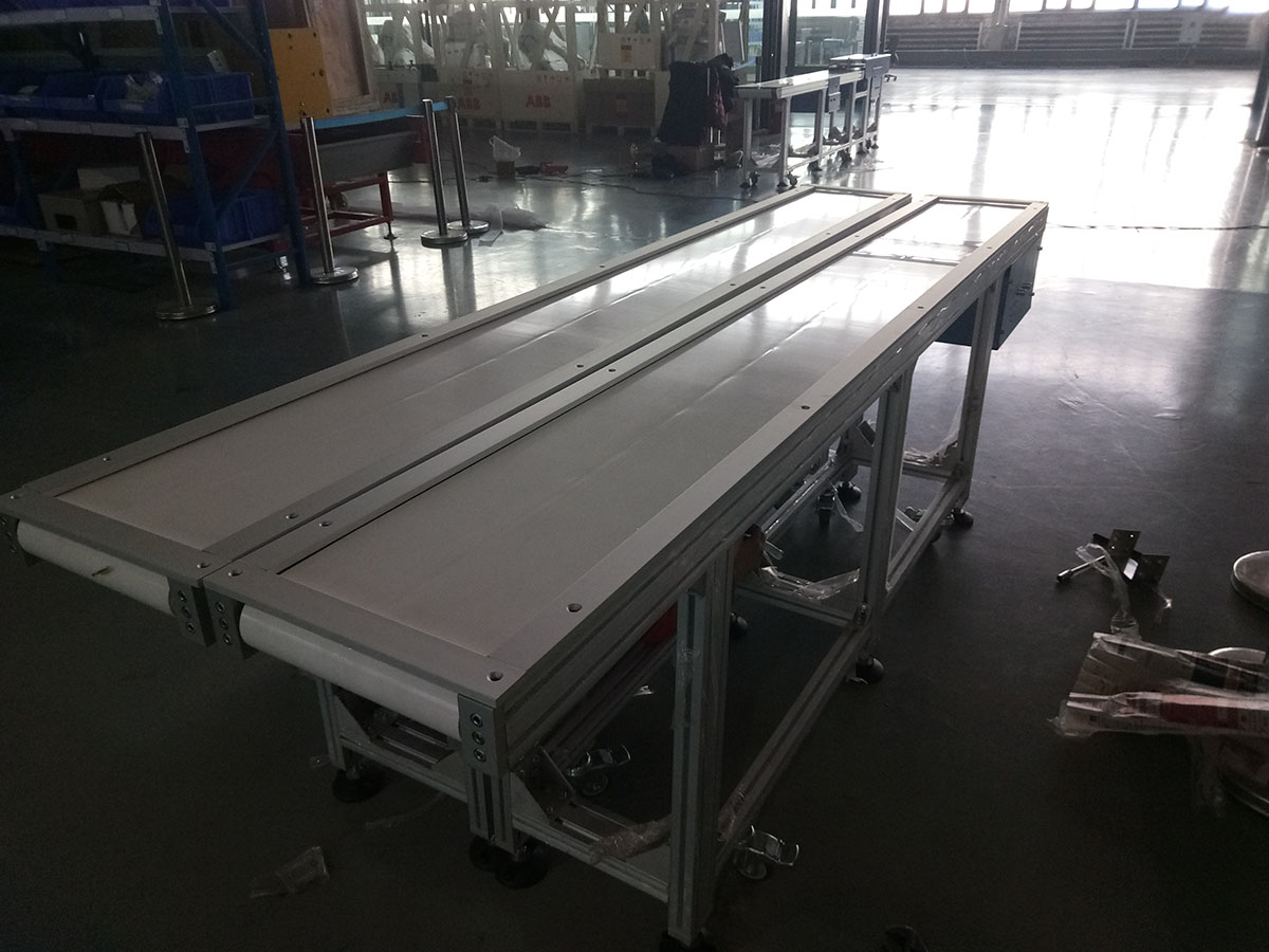 鋁型材輸送機